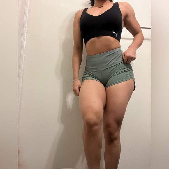 Lululemon Speed Shorts - Picture 1 of 5